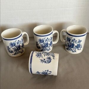 Set of 4 Churchill Indian Tree Mugs Cups Made in England Blue White Floral Retro